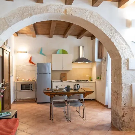 Ortigia Vicolo Giudecca Flat * Συρακούσες